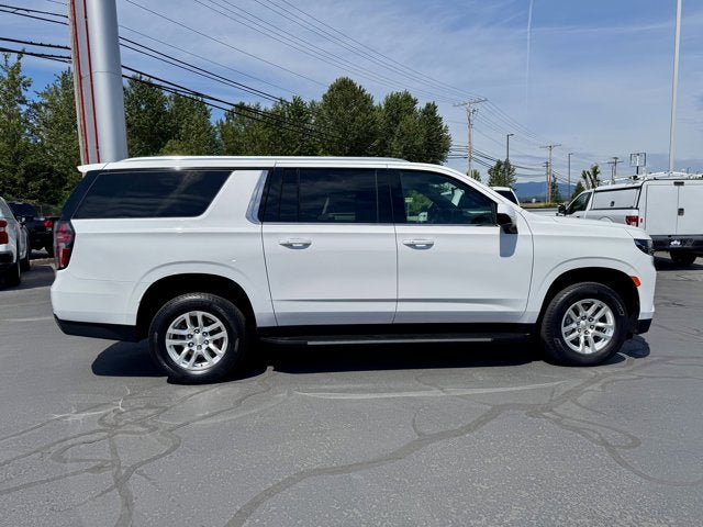 Used 2022 Chevrolet Suburban LS AWD/4WD image 3
