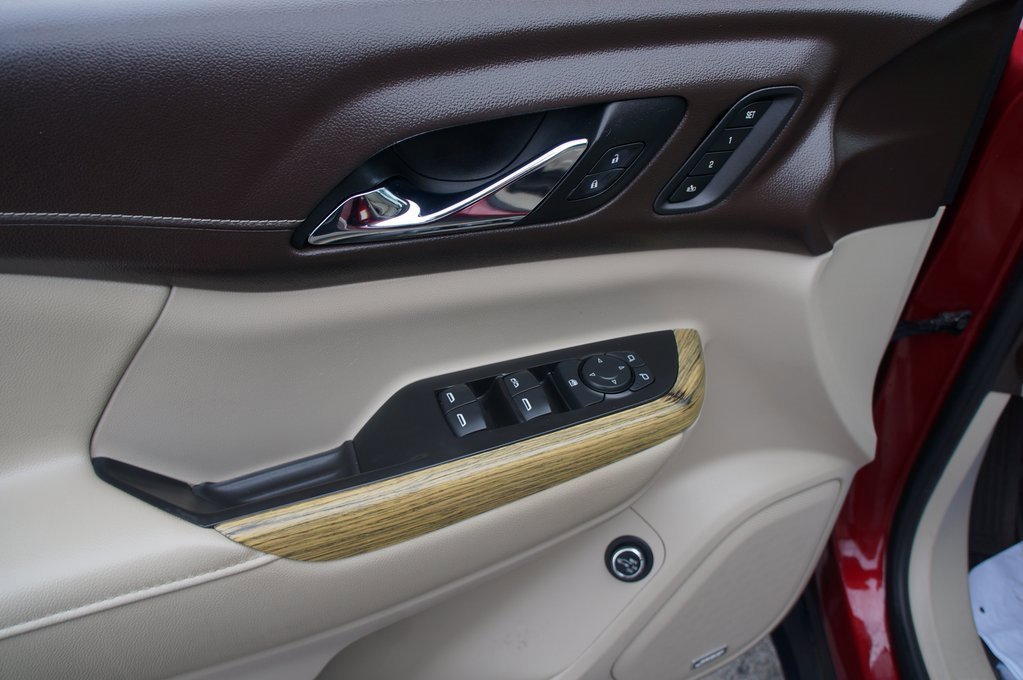 Used 2019 GMC Acadia Denali w/ Technology Package image 16