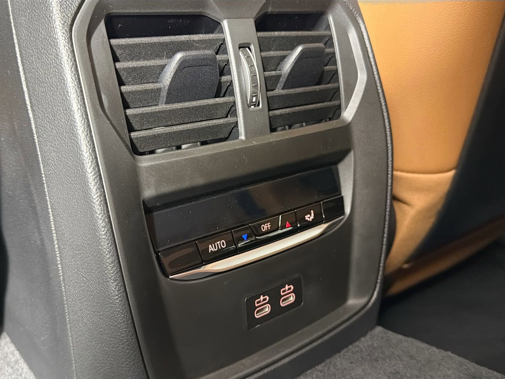 New 2026 BMW i4 xDrive40i w/ M Sport Package AWD/4WD image 25