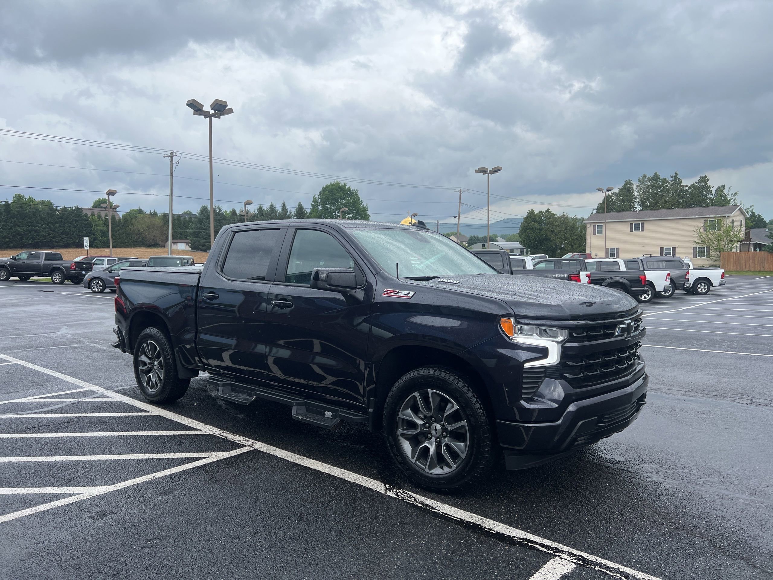 Used 2024 Chevrolet Silverado 1500 RST AWD/4WD image 4