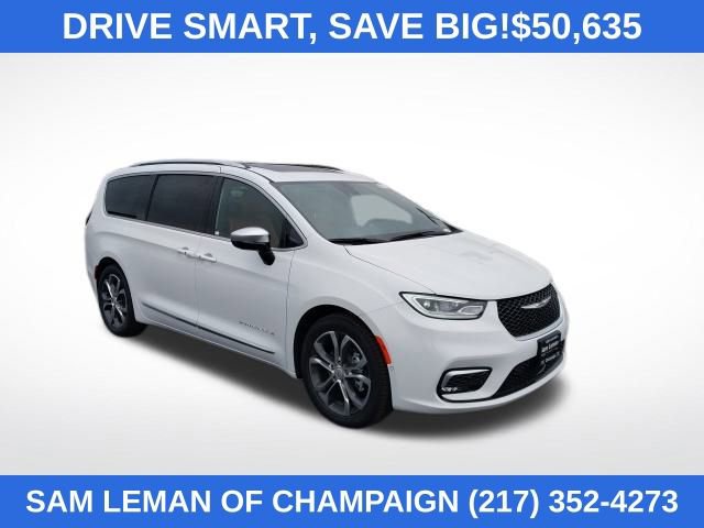New 2026 Chrysler Pacifica Pinnacle image 1