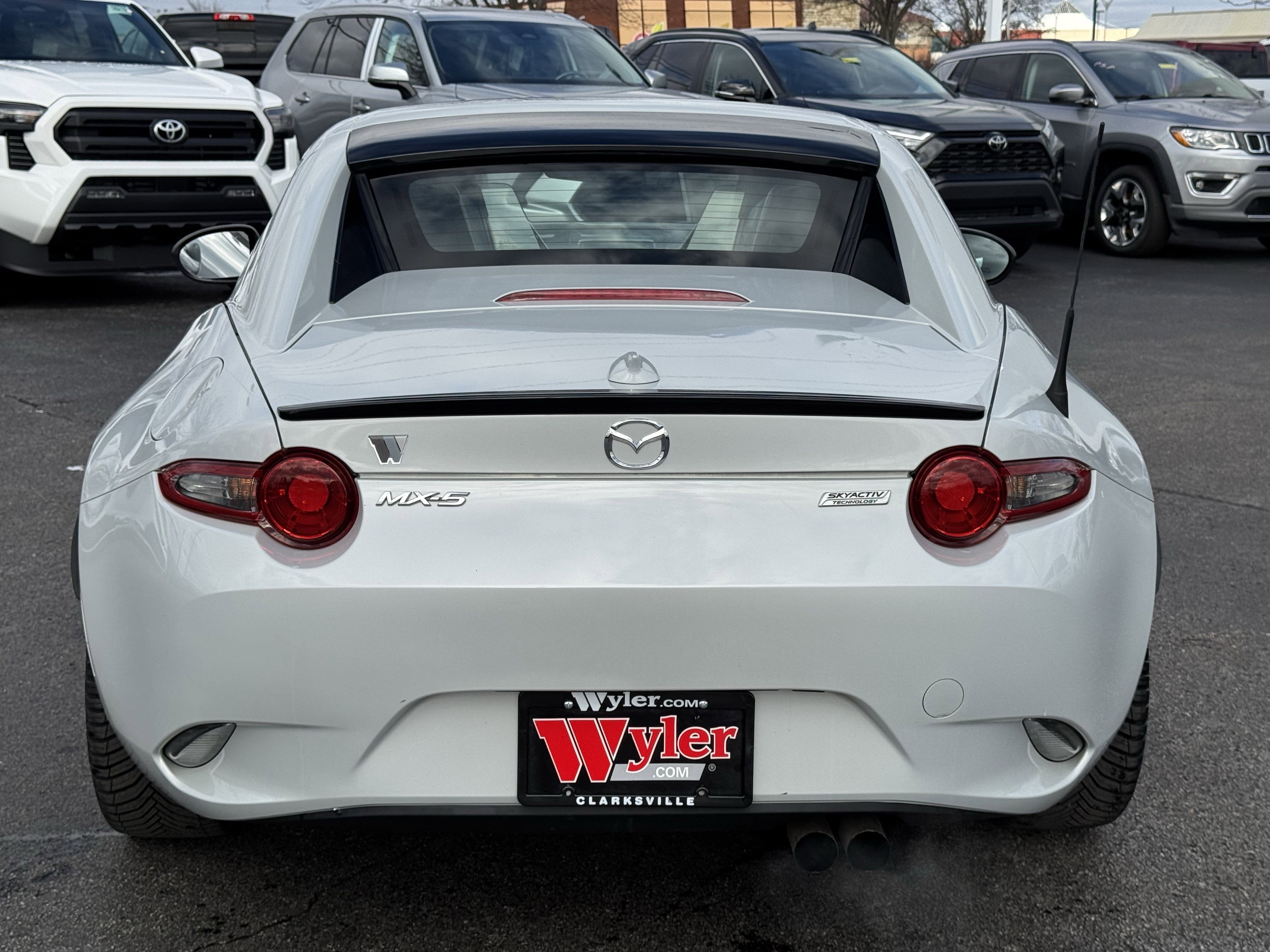 Used 2017 MAZDA MX-5 Miata RF Club image 19
