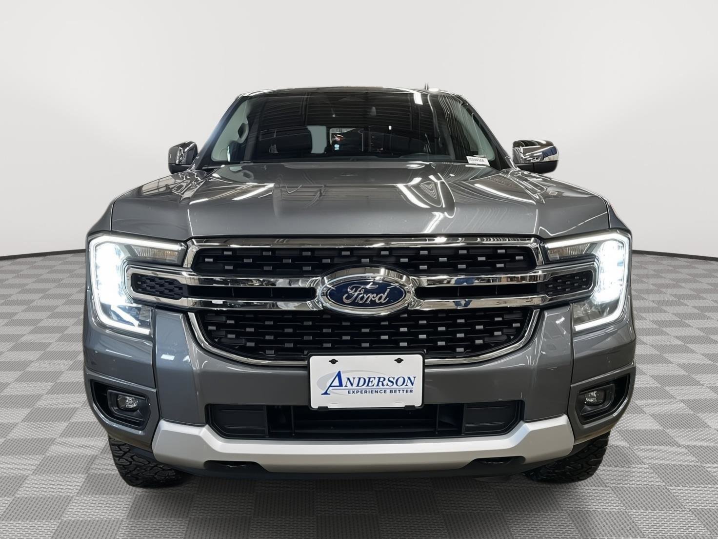 Used 2025 Ford Ranger XLT w/ Equipment Group 301A High AWD/4WD image 2