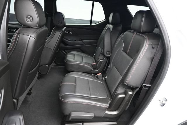 Used 2022 Chevrolet Traverse RS FWD image 12