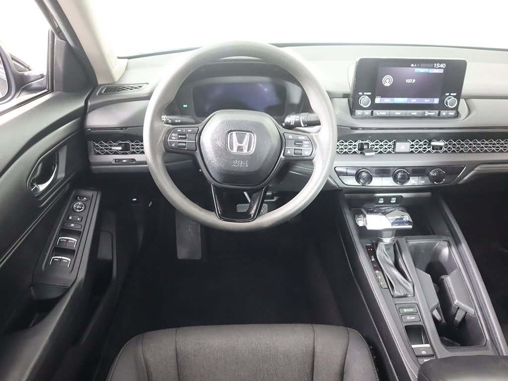 Used 2023 Honda Accord EX image 33