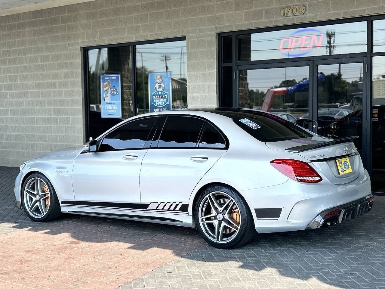 Used 2015 Mercedes-Benz C 63 AMG S image 98