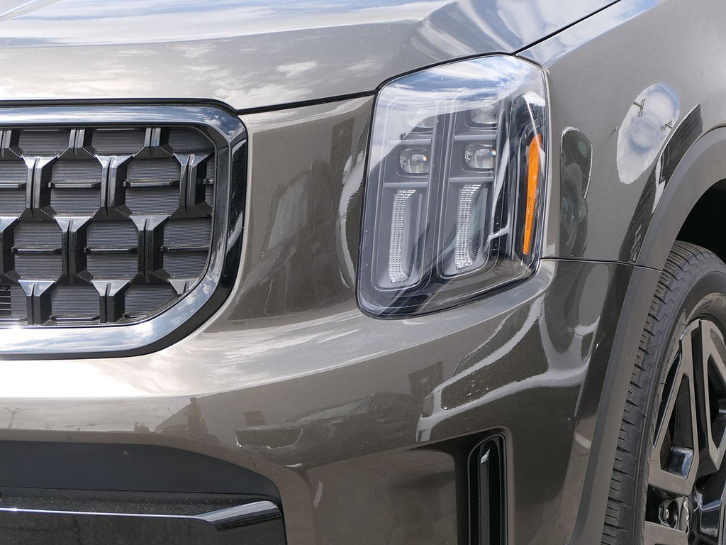 Used 2024 Kia Telluride EX X-Line AWD/4WD image 9