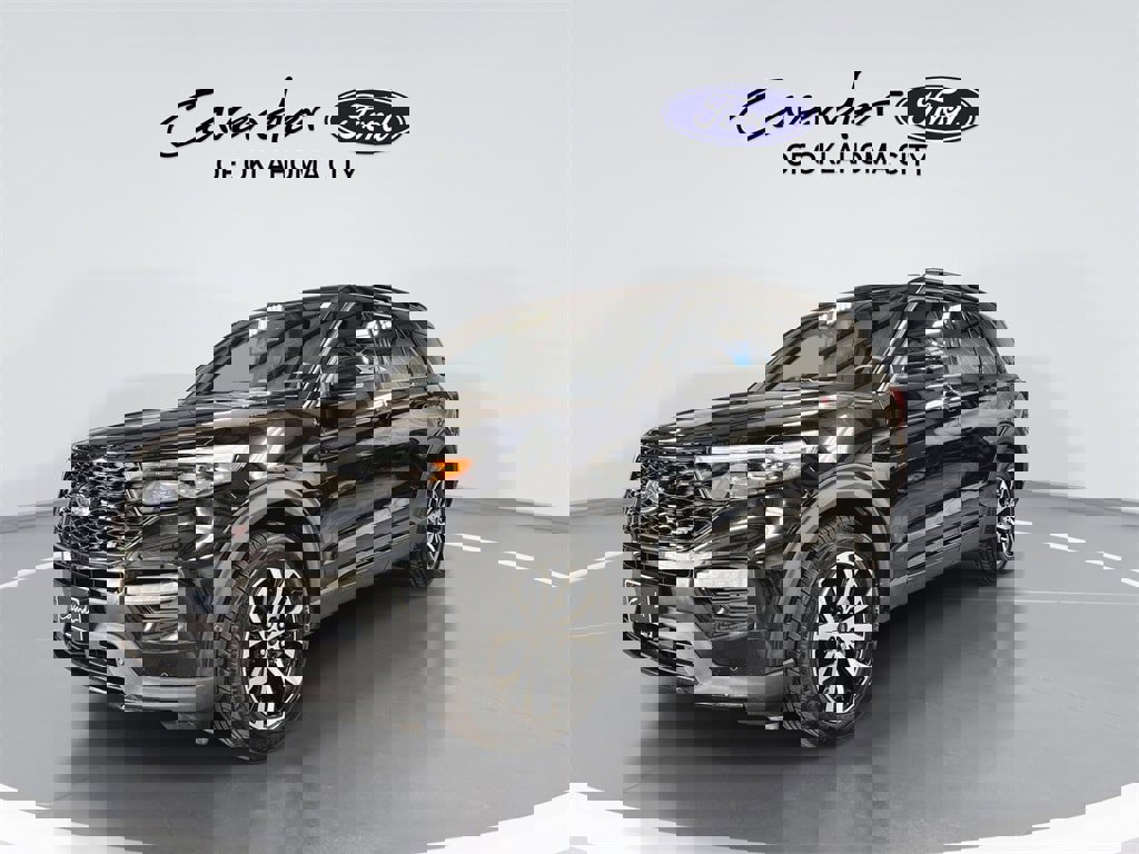 Used 2020 Ford Explorer ST w/ Premium Technology Package image 4