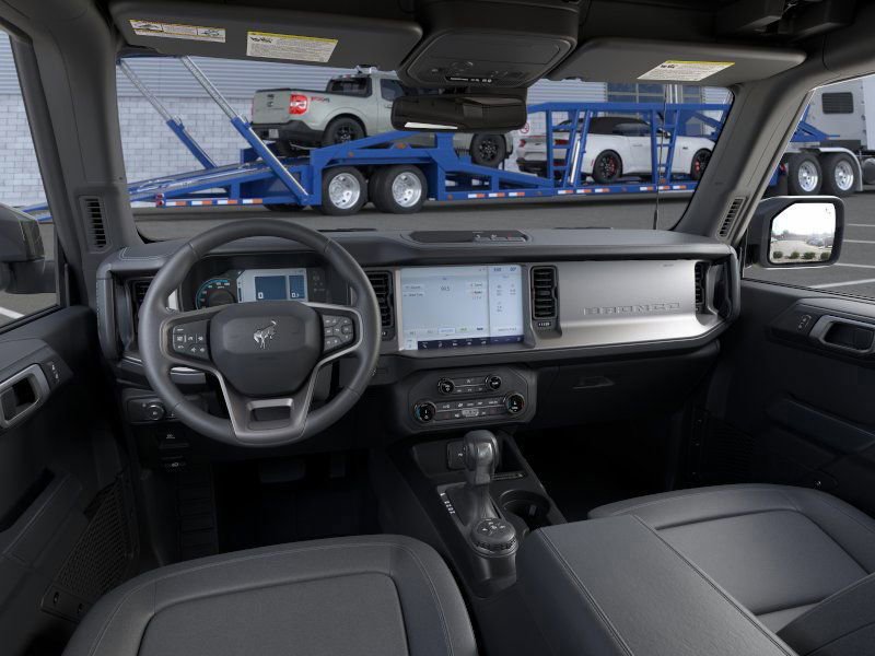 New 2025 Ford Bronco Outer Banks image 9