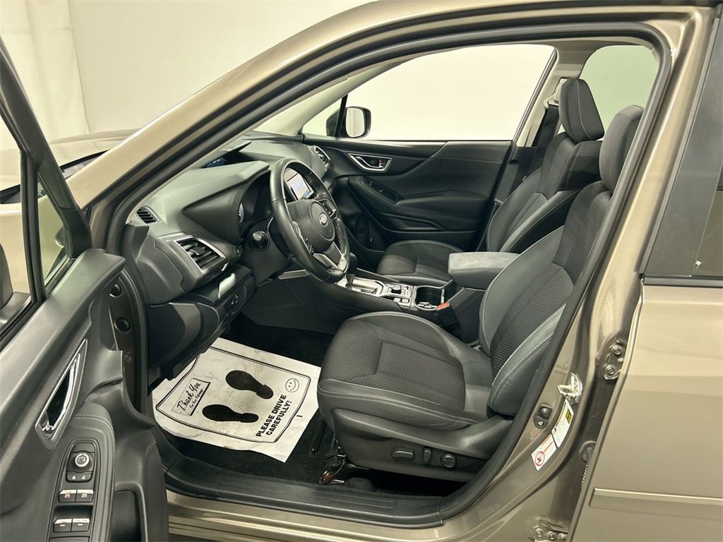 Used 2020 Subaru Forester Premium image 9