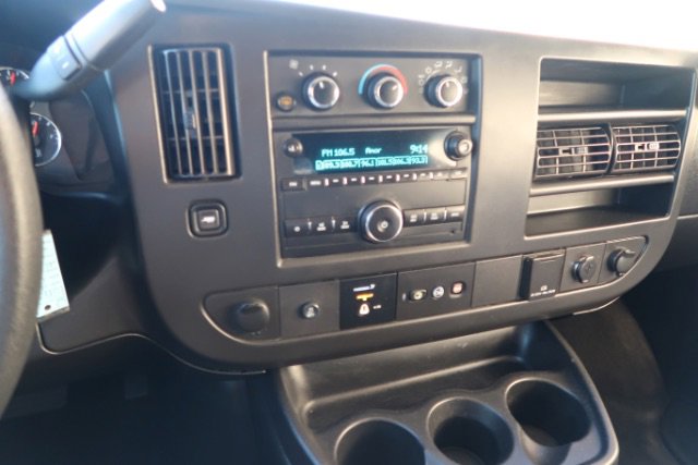 Used 2018 Chevrolet Express 3500 LT w/ LT Preferred Equipment Group RWD image 12