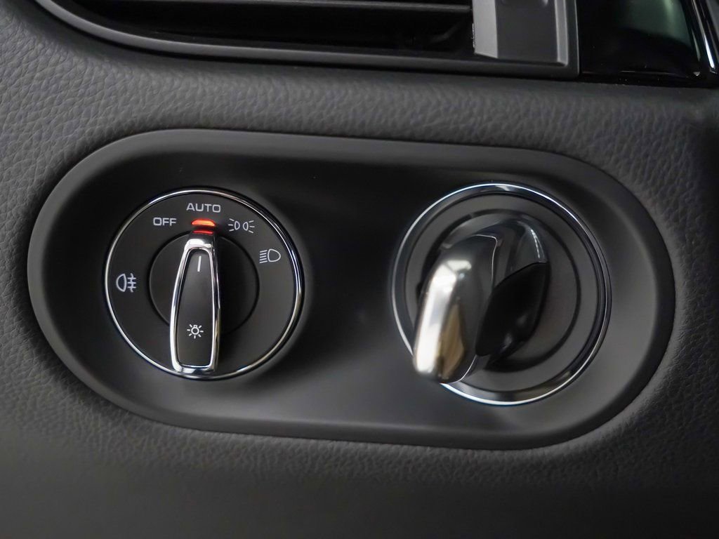 New 2026 Porsche Macan S image 25