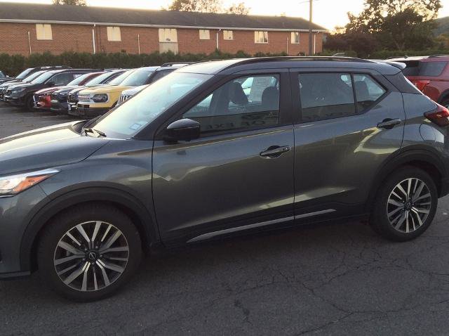 Used 2024 Nissan Kicks SR image 5