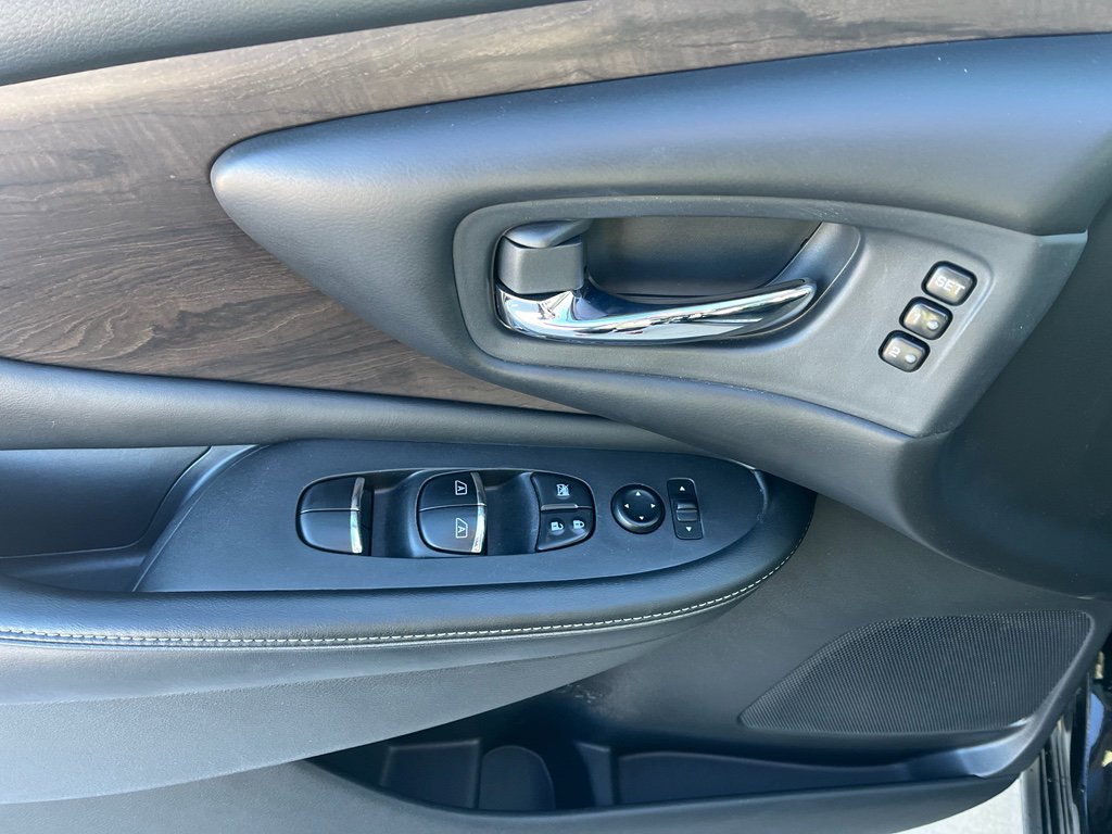 Used 2020 Nissan Murano Platinum image 15