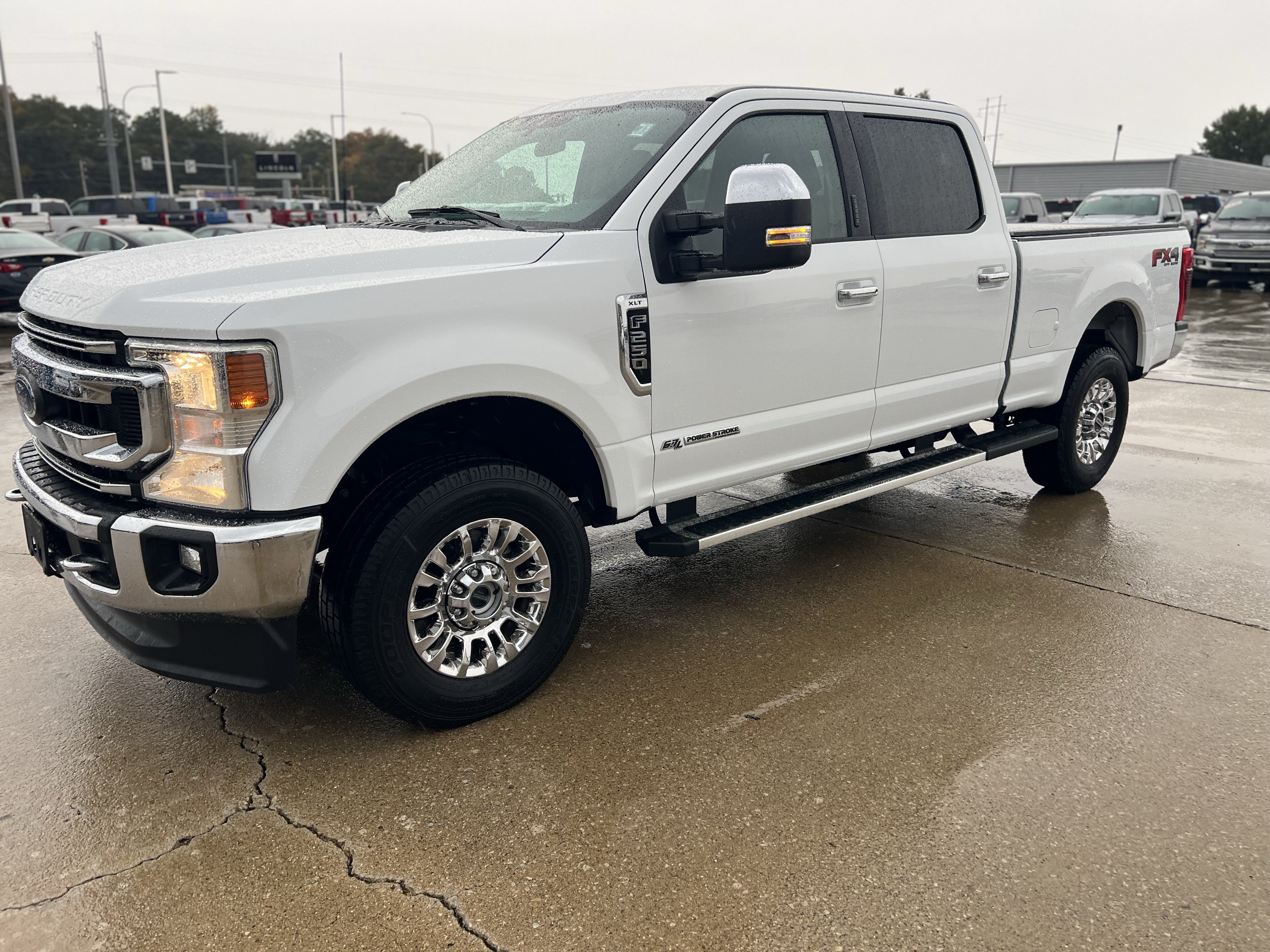 Used 2022 Ford F250 XLT w/ XLT Premium Package AWD/4WD image 17