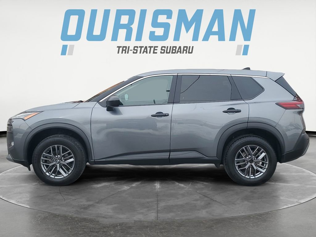 Used 2023 Nissan Rogue S image 3
