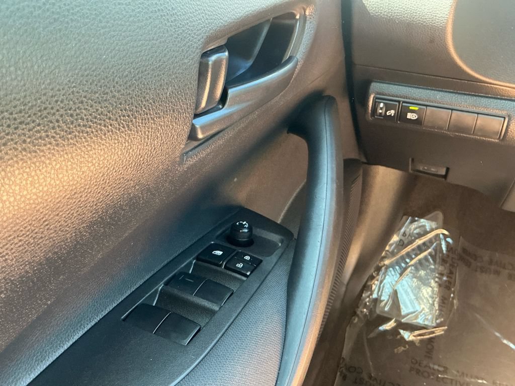 Certified 2023 Toyota Corolla LE FWD image 20