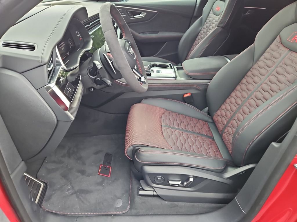 New 2025 Audi RS Q8 performance image 6