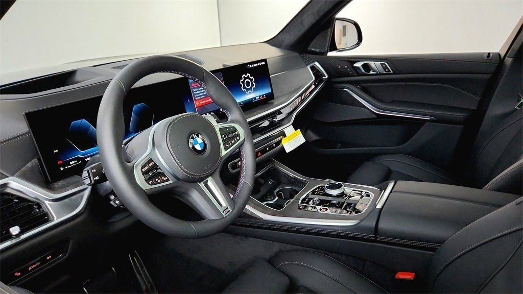New 2026 BMW X7 M60i image 27