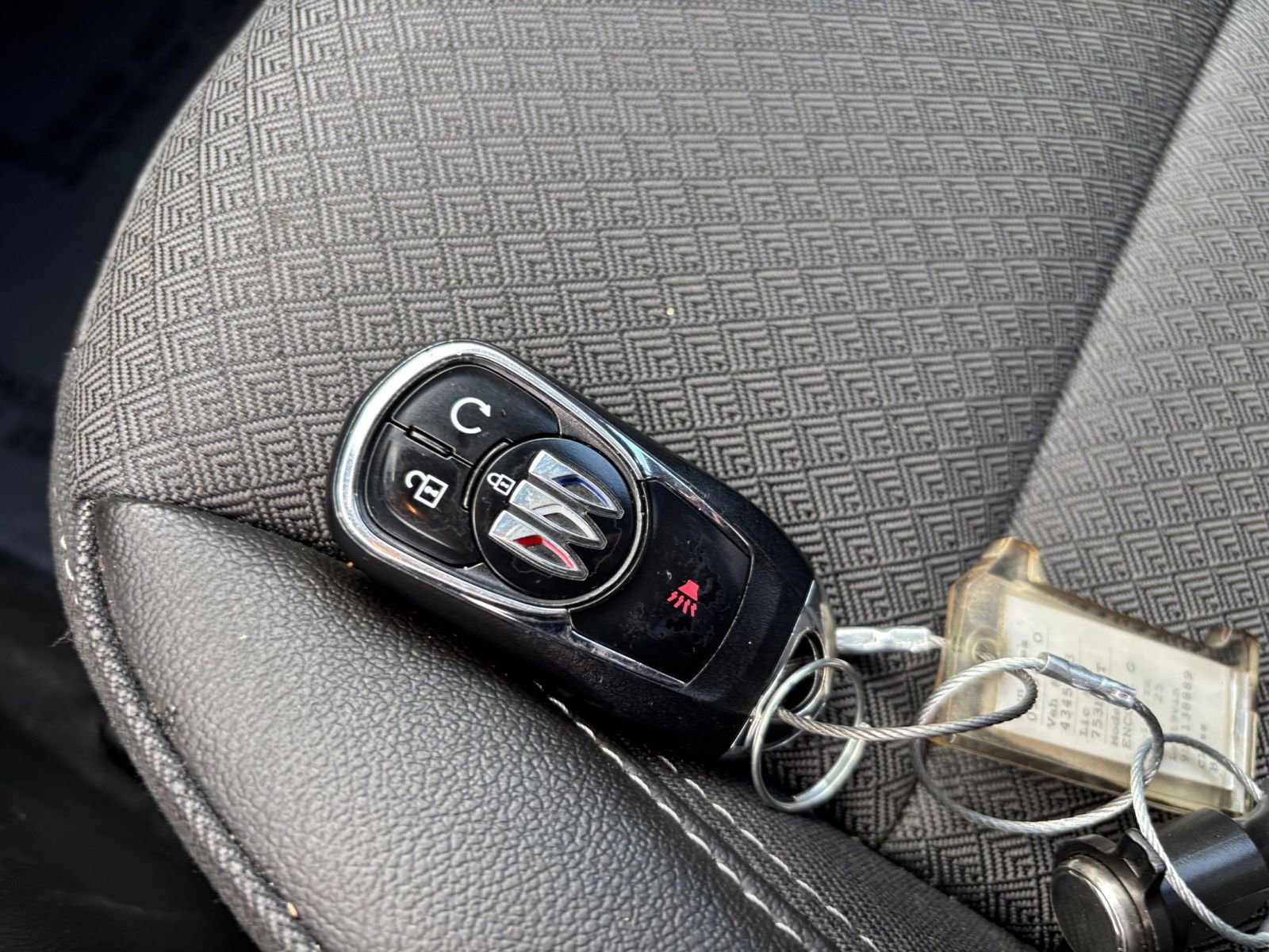 Used 2025 Buick Encore GX Preferred FWD image 21