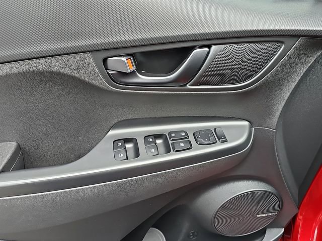 Used 2022 Hyundai Kona N Line w/ Tech Package image 12
