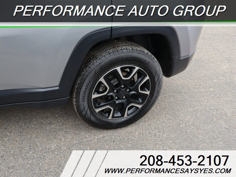 Used 2020 Jeep Compass Trailhawk image 22