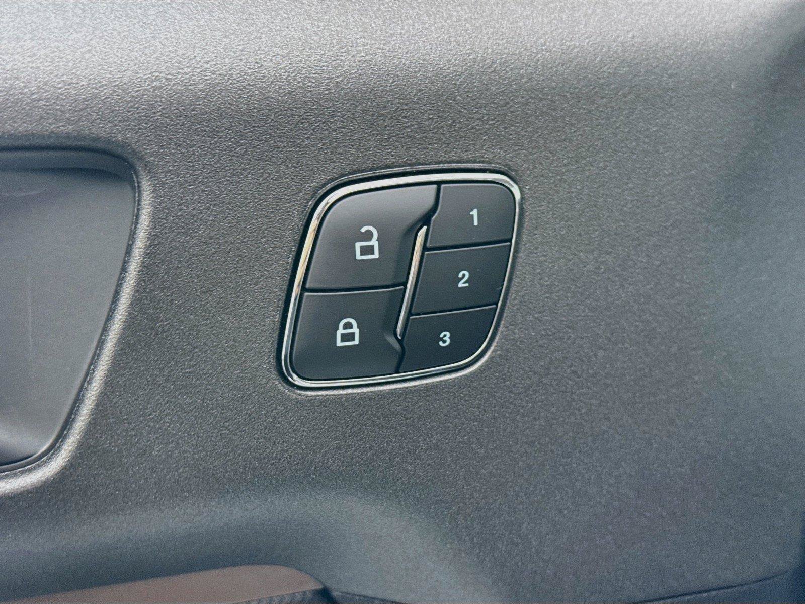 Used 2025 Ford Bronco Sport Outer Banks AWD/4WD image 27
