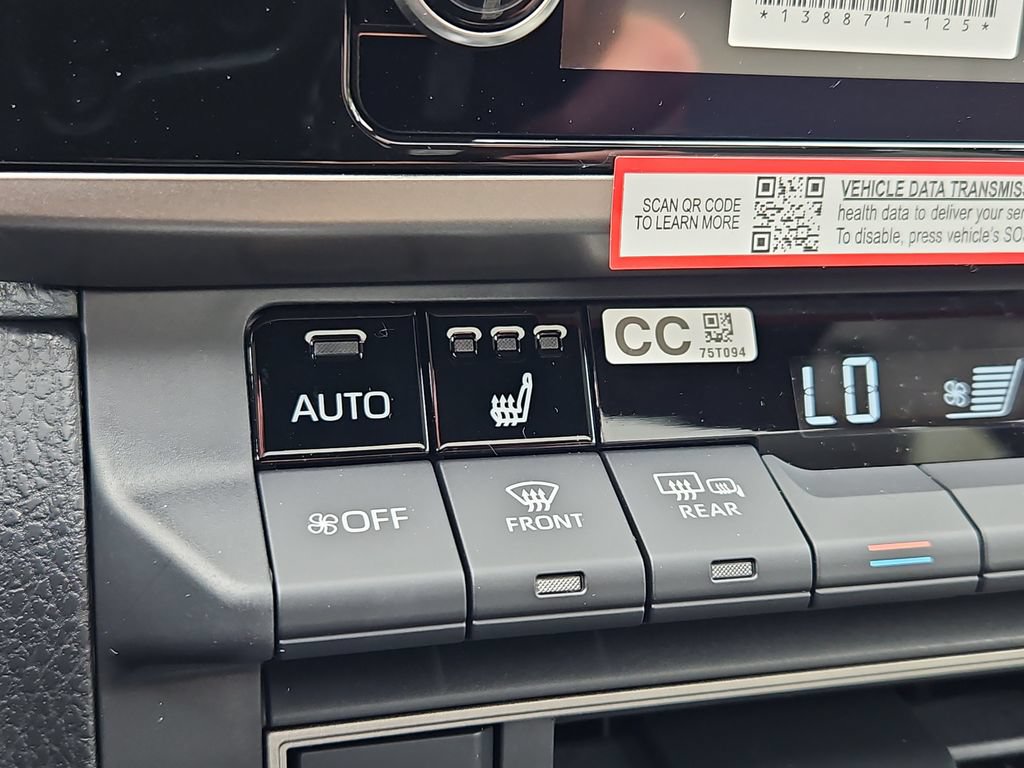 New 2026 Toyota Camry Hybrid AWD/4WD image 12