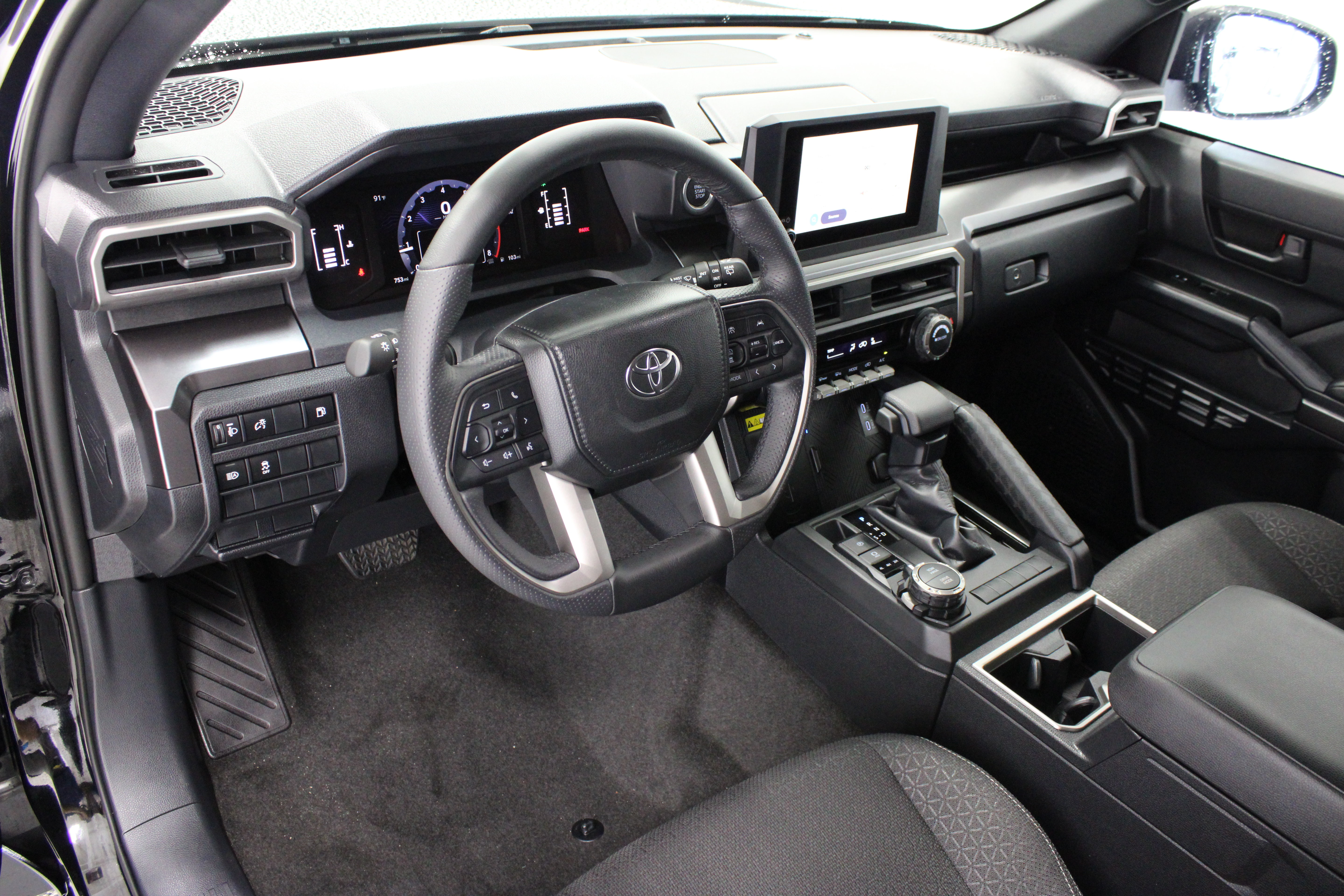 Used 2026 Toyota 4Runner SR5 AWD/4WD image 13