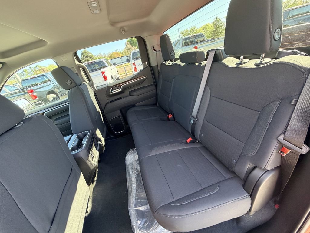 New 2026 Chevrolet Silverado 1500 LT w/ Z71 Off-Road Package AWD/4WD image 13
