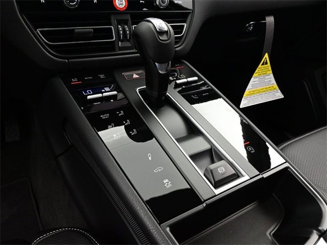 New 2026 Porsche Macan S image 11