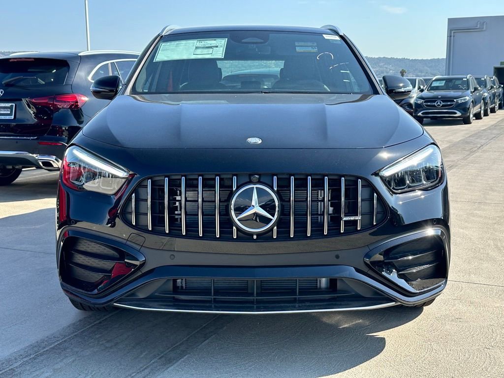 New 2025 Mercedes-Benz GLA 35 AMG 4MATIC image 6