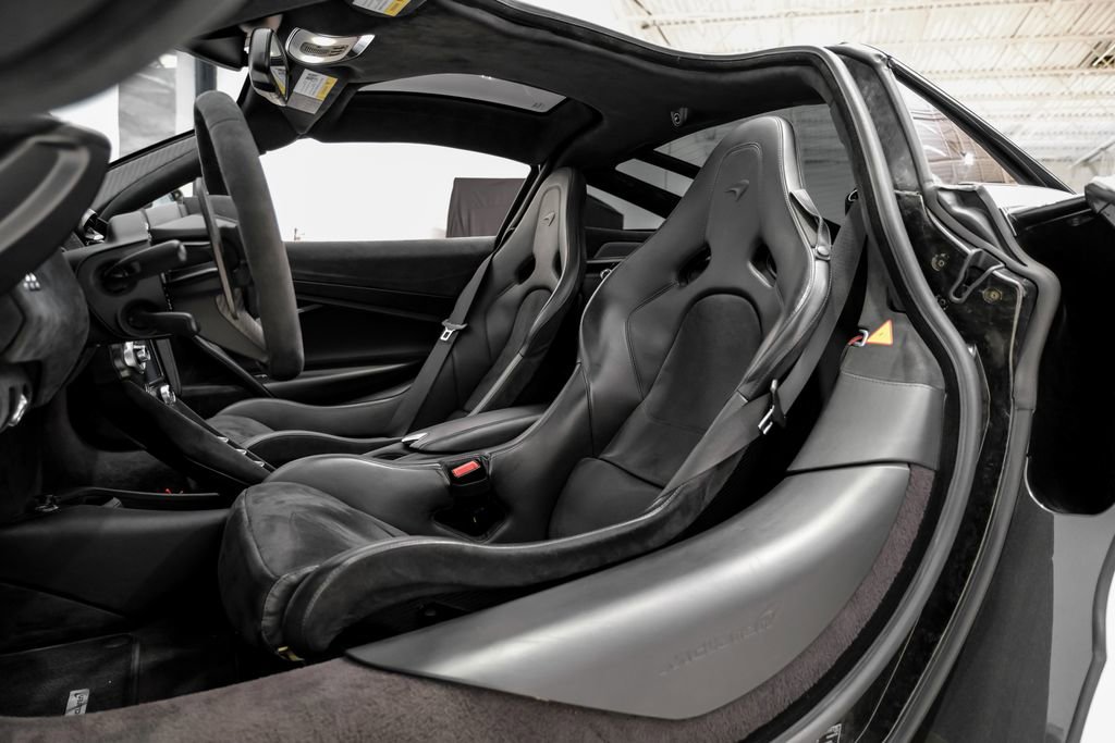 Used 2020 McLaren 720S Performance RWD image 29