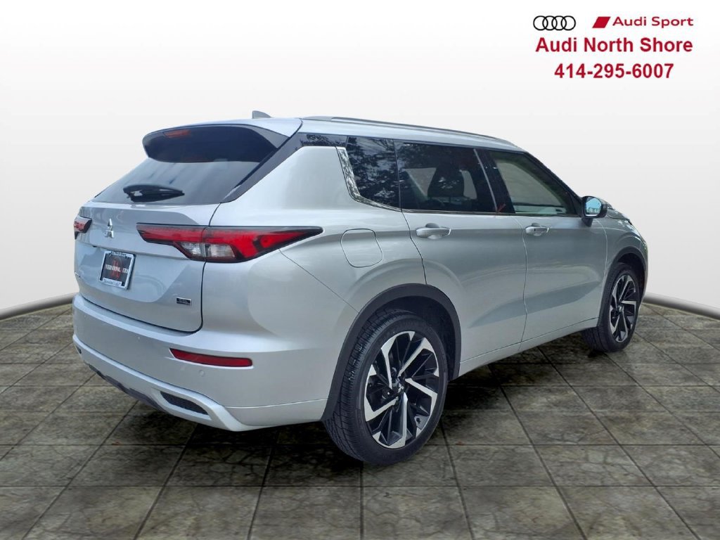Used 2022 Mitsubishi Outlander SEL AWD/4WD image 2