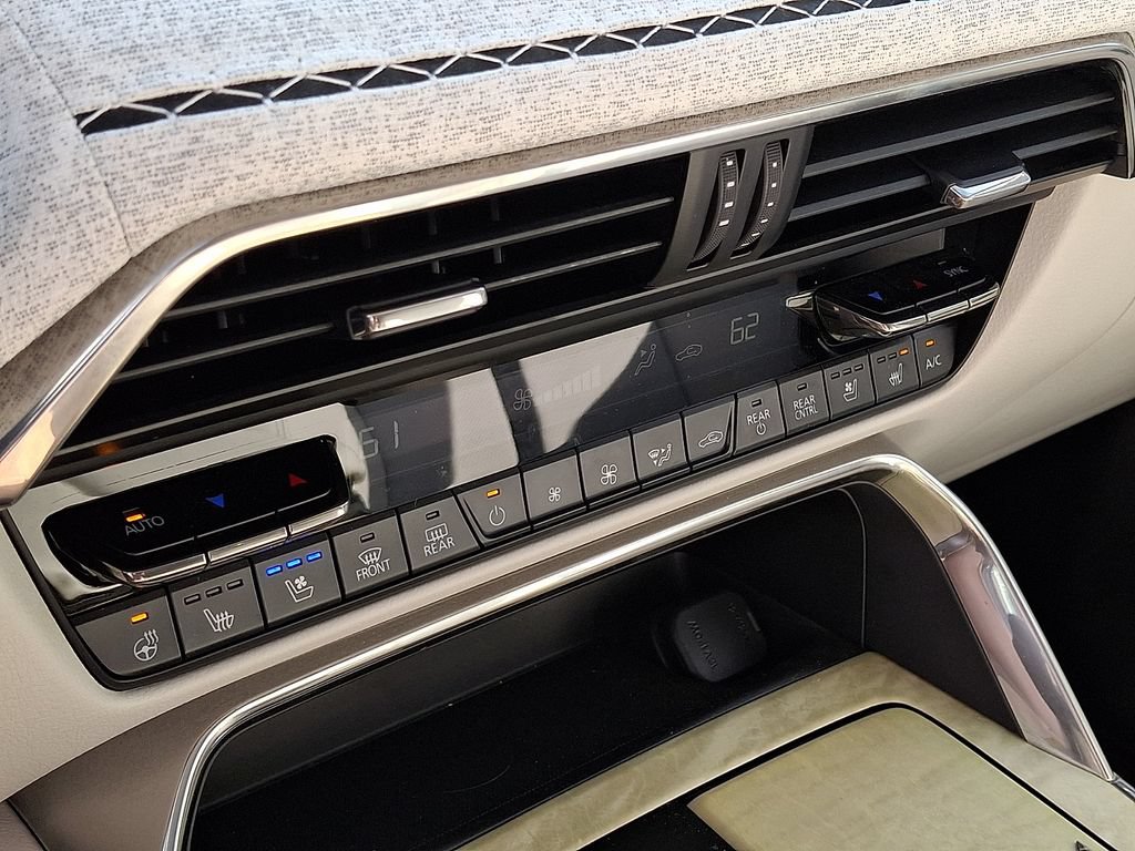 Used 2024 MAZDA CX-90 3.3 Turbo S w/ Premium Plus AWD/4WD image 17