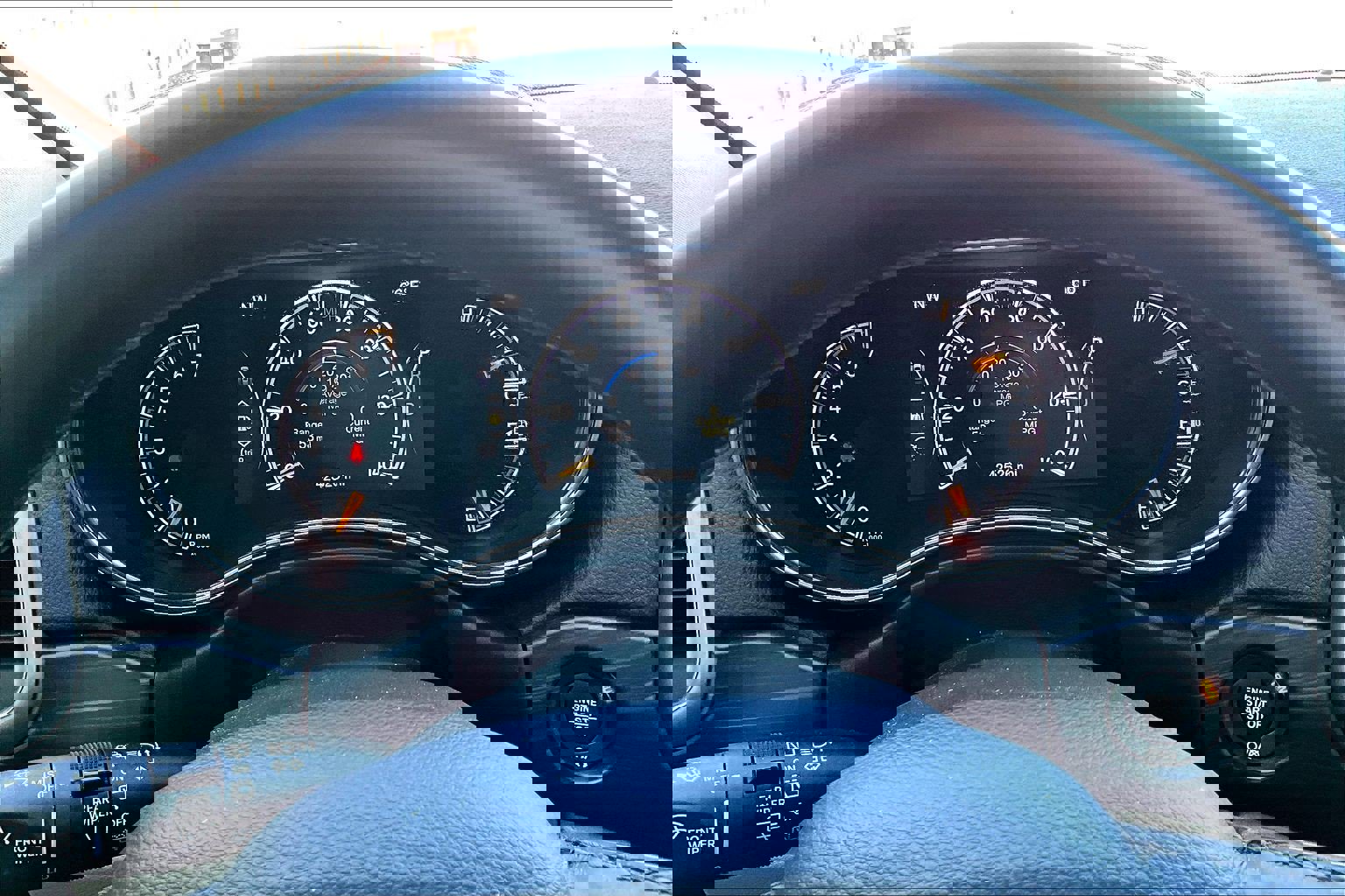 Used 2021 Jeep Grand Cherokee Laredo image 13