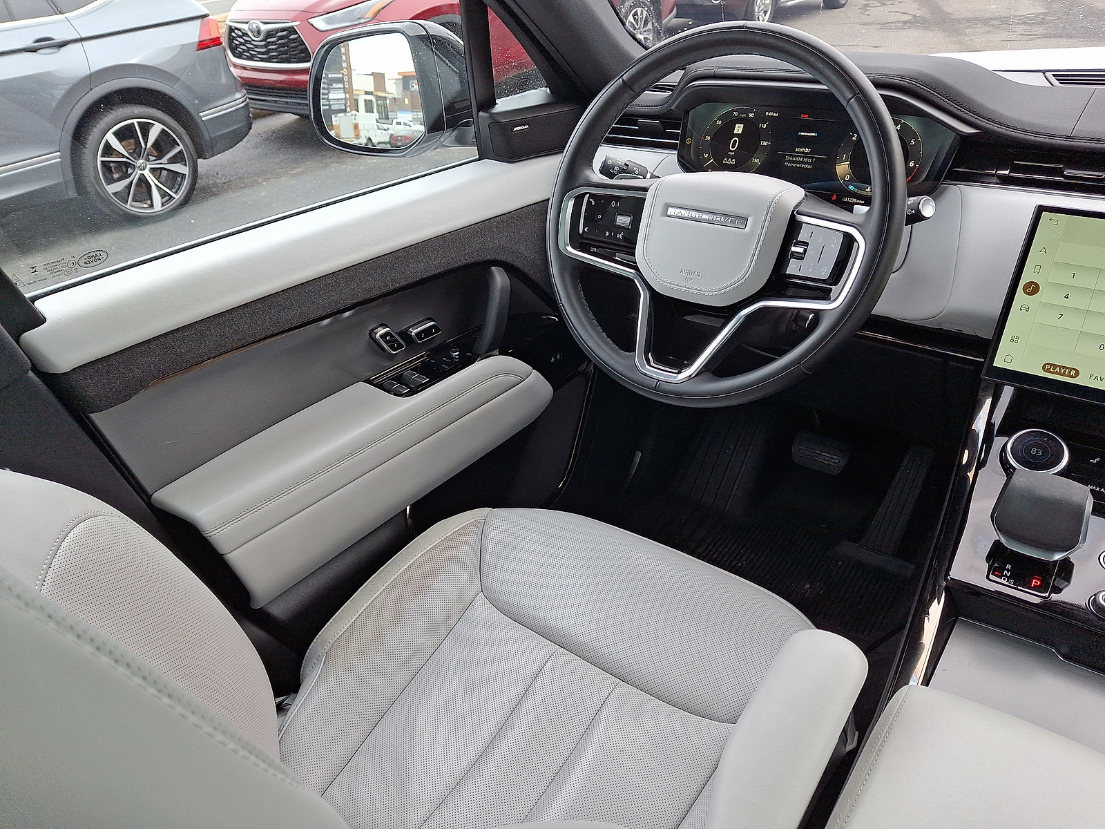Used 2023 Land Rover Range Rover Sport SE AWD/4WD image 17