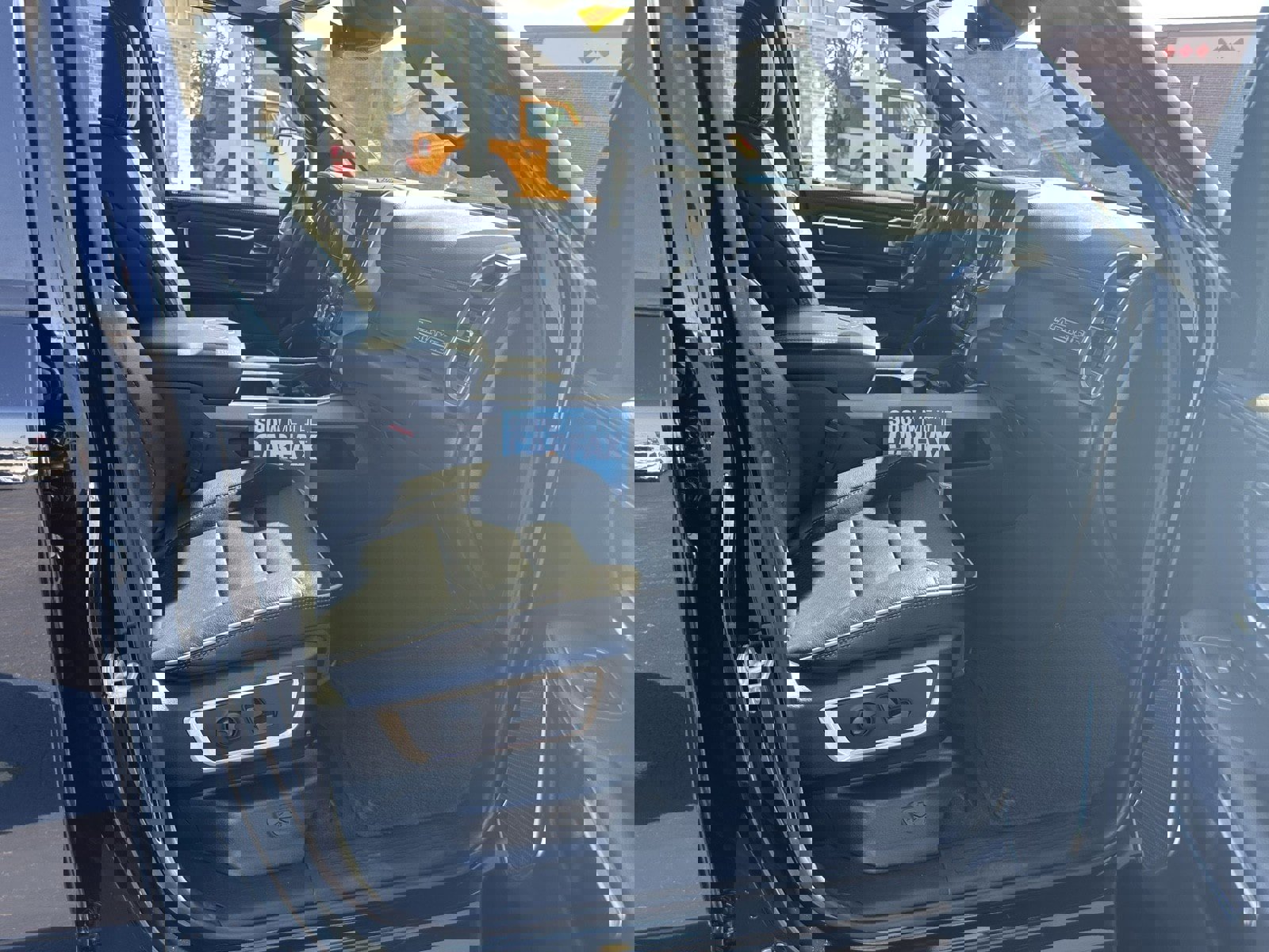 Used 2024 RAM 1500 Laramie image 10