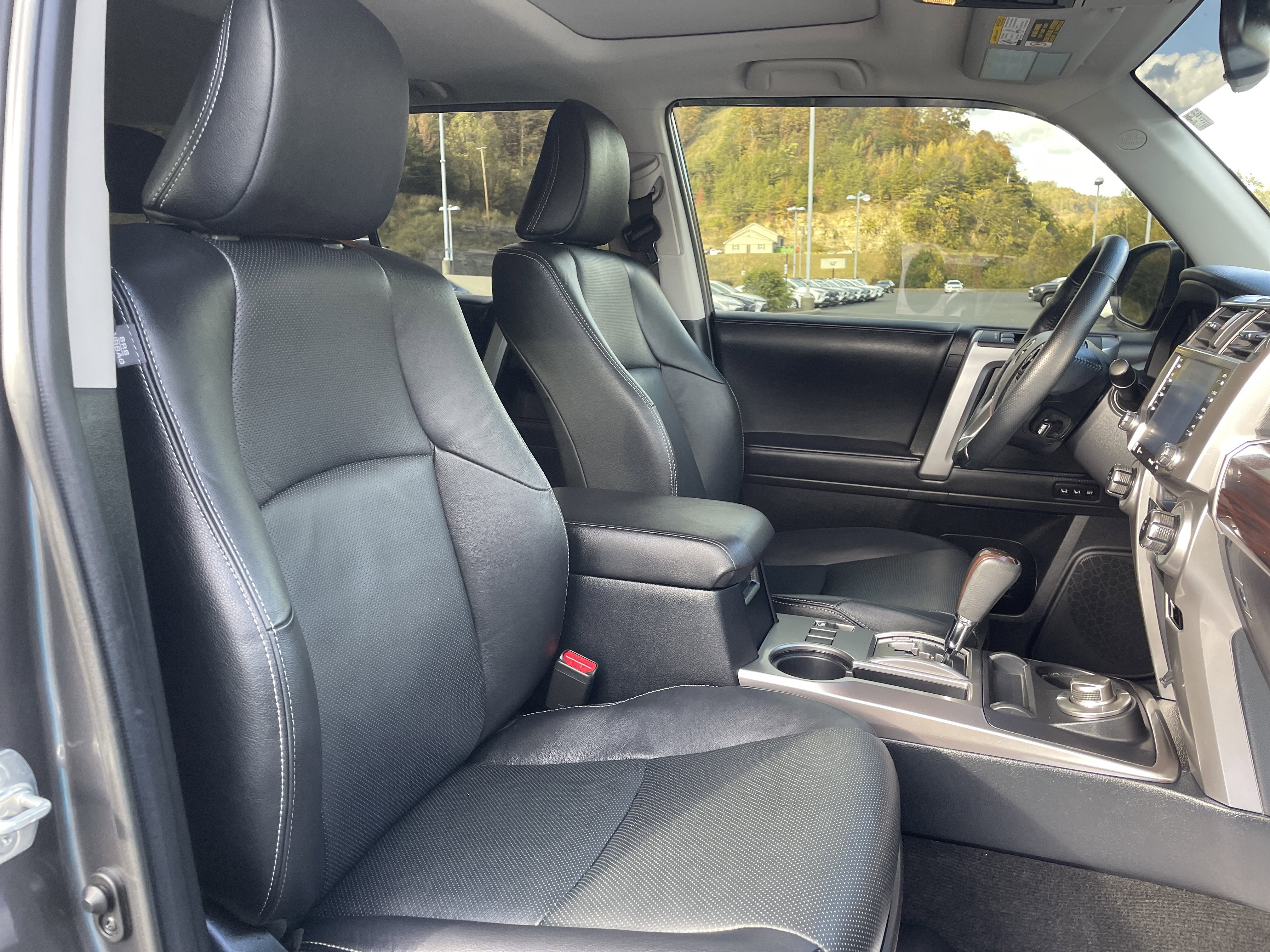 Used 2023 Toyota 4Runner Limited image 22