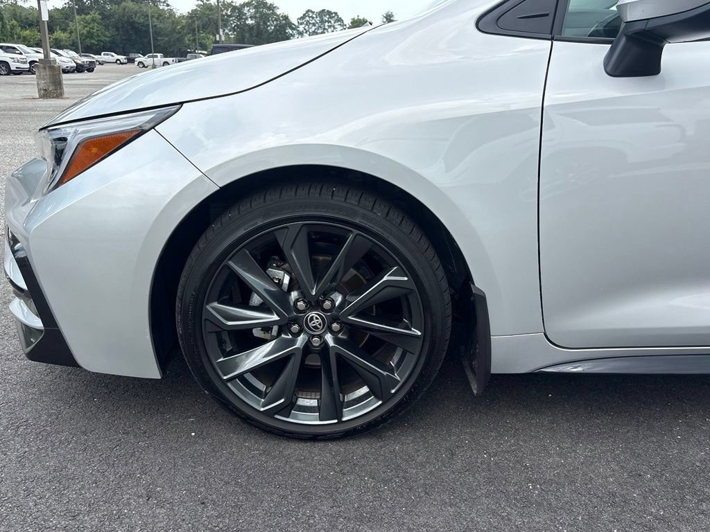 Used 2025 Toyota Corolla XSE FWD image 17