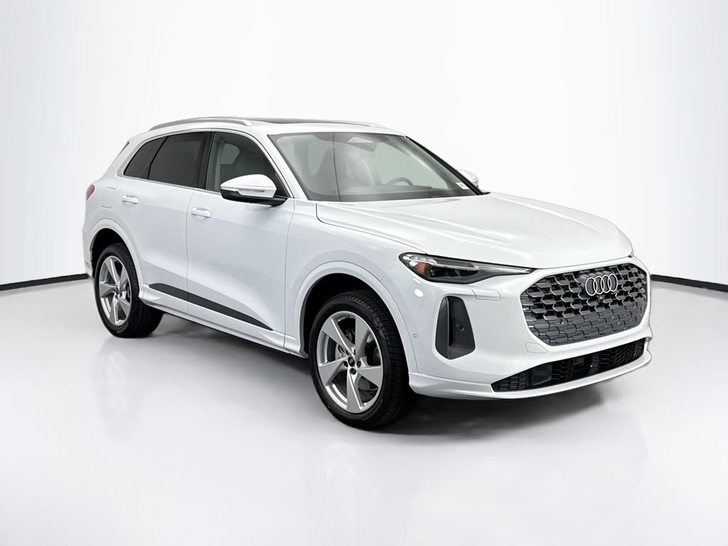Used 2025 Audi Q5 Premium Plus AWD/4WD image 4