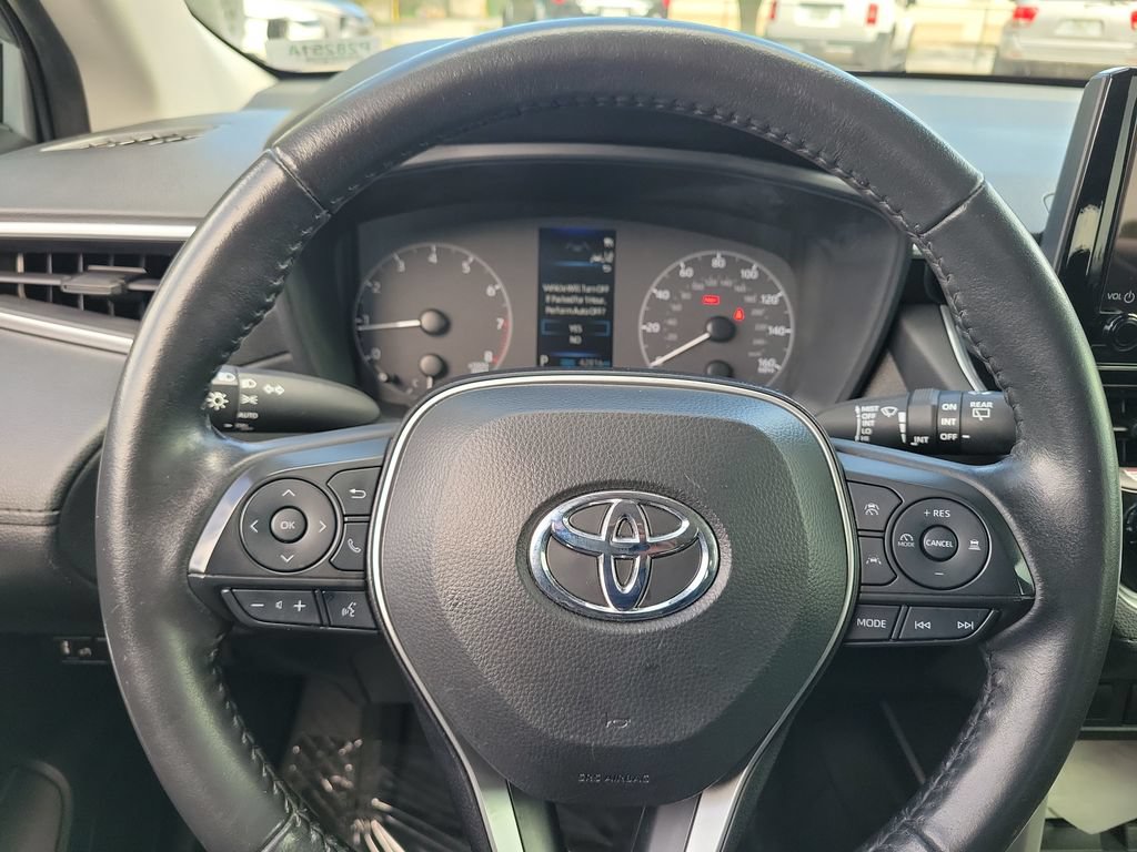 Certified 2024 Toyota Corolla Cross LE FWD image 8