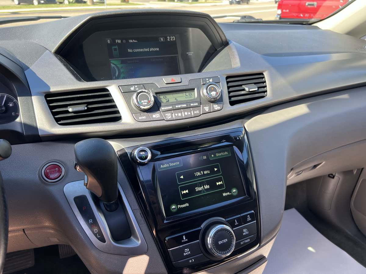 Used 2016 Honda Odyssey EX-L image 22