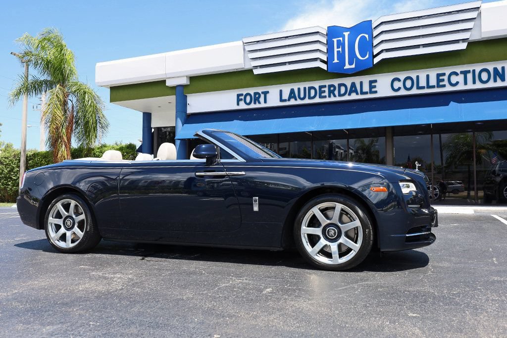 Used 2016 Rolls-Royce Dawn RWD image 42