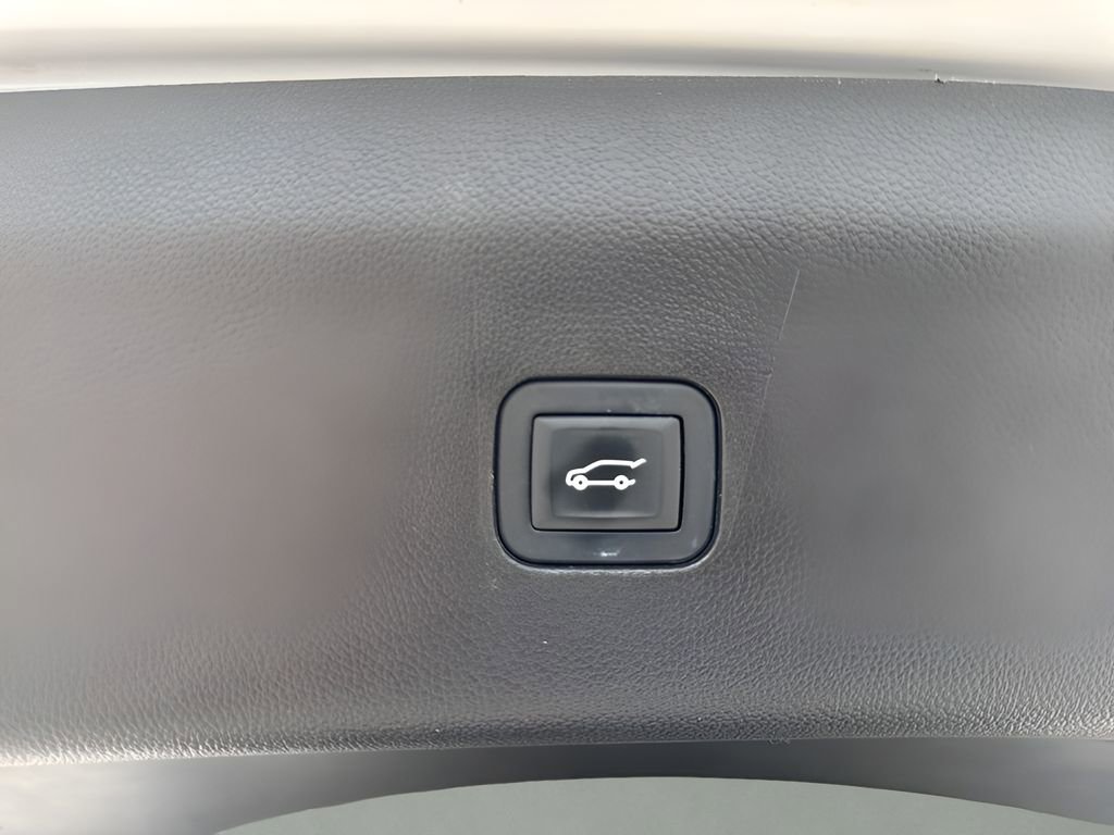 Used 2018 Buick Enclave Premium image 32