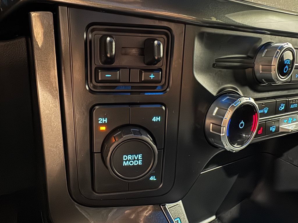 Used 2022 Ford F150 XLT w/ Equipment Group 302A High AWD/4WD image 35