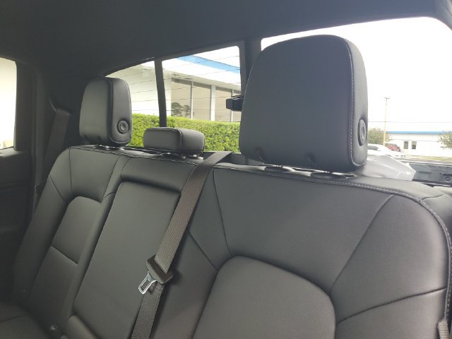 Used 2024 Chevrolet Colorado LT w/ LT Convenience Package III RWD image 12