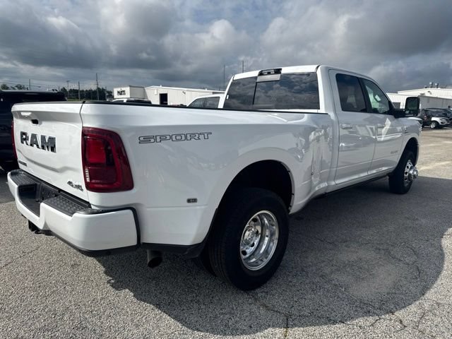 Used 2026 RAM 3500 Laramie AWD/4WD image 5