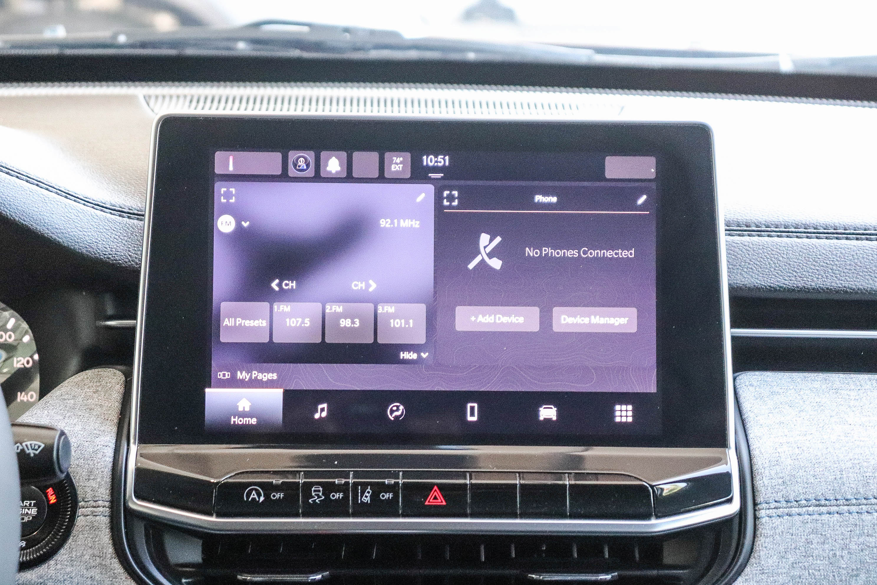 Used 2022 Jeep Compass Latitude FWD image 17