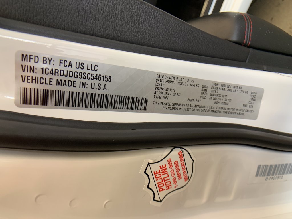 Used 2025 Dodge Durango GT AWD/4WD image 28